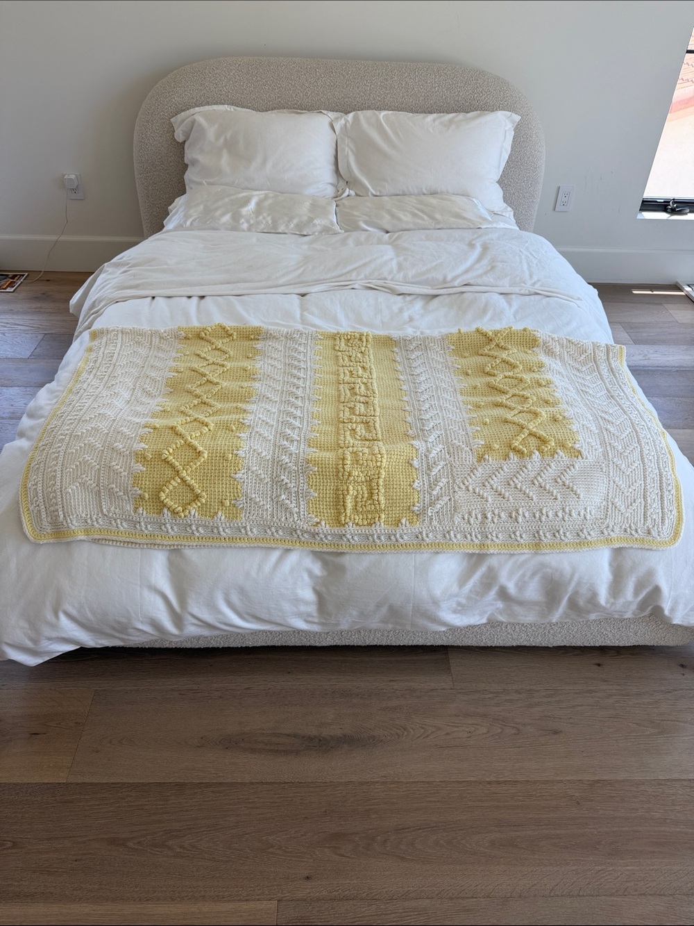 VITAGE Hand knitted Cream and Yellow Knit Throw Blanket - Home Bedding